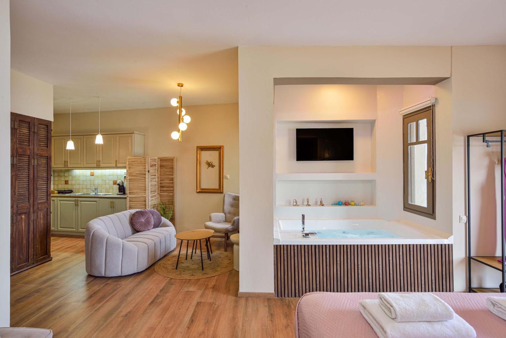 East Seafront Suite Ханья Экстерьер фото