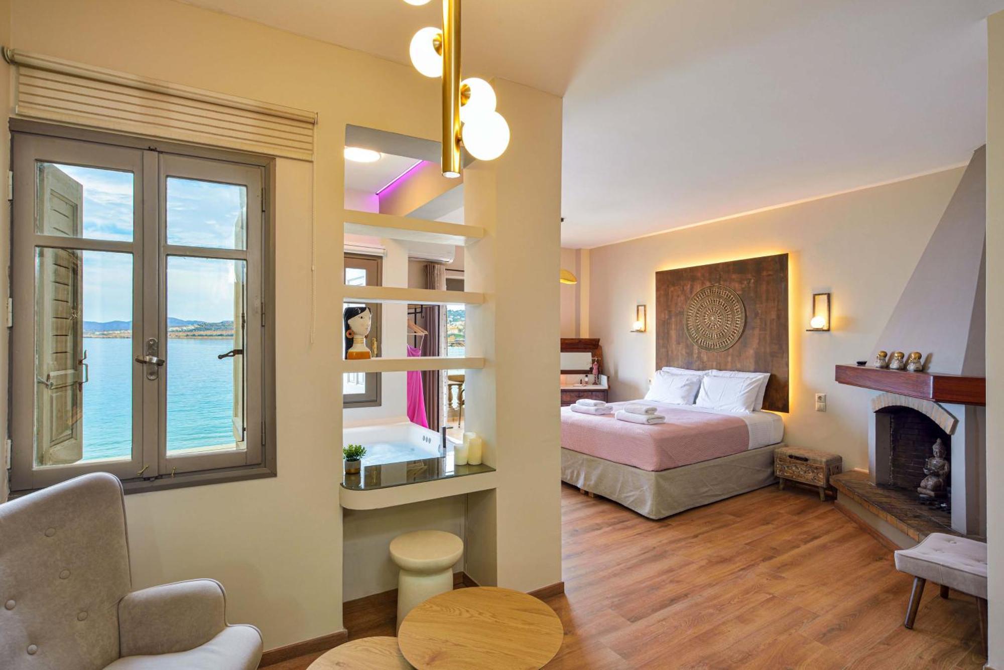 East Seafront Suite Ханья Экстерьер фото